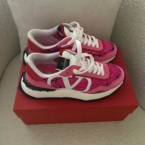 Valentino Garavani Lacerunner lace and mesh sneaker